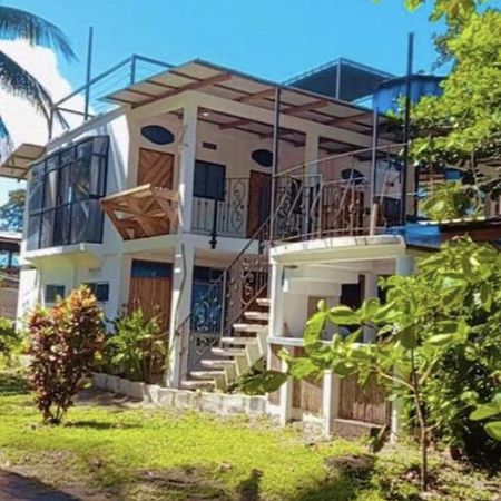 Hotel Pura Natura Beachfront Tortuguero Exterior photo